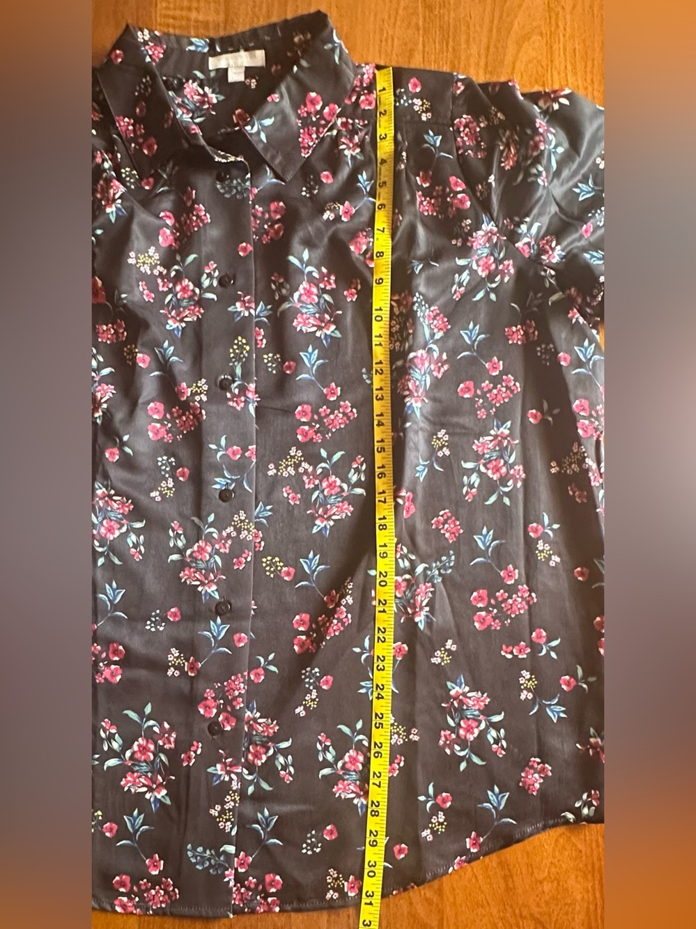 Woman Within•2 tops•button-down blouse/long-sleeve tee•18/20 L•black/pink•floral - Picture 7 of 16